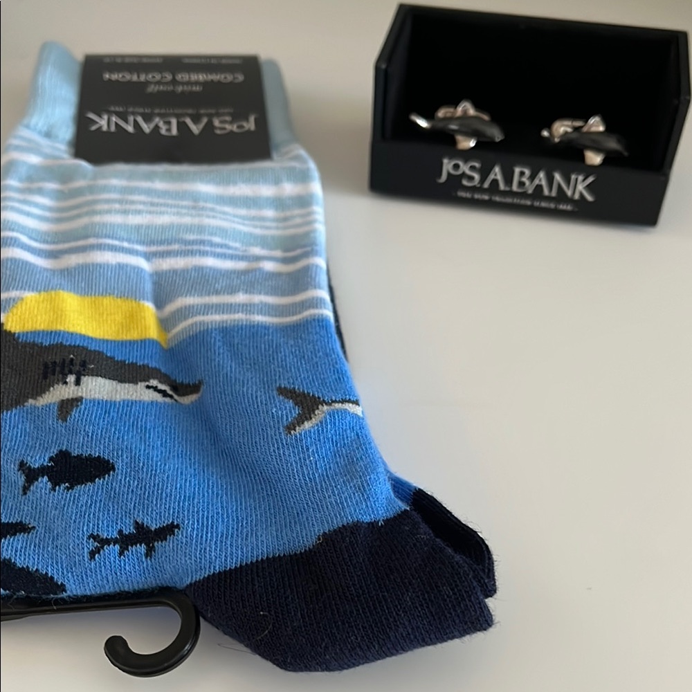 JOS.A. Bank shark cufflink and shark socks, Metcalf combed cotton size8-12